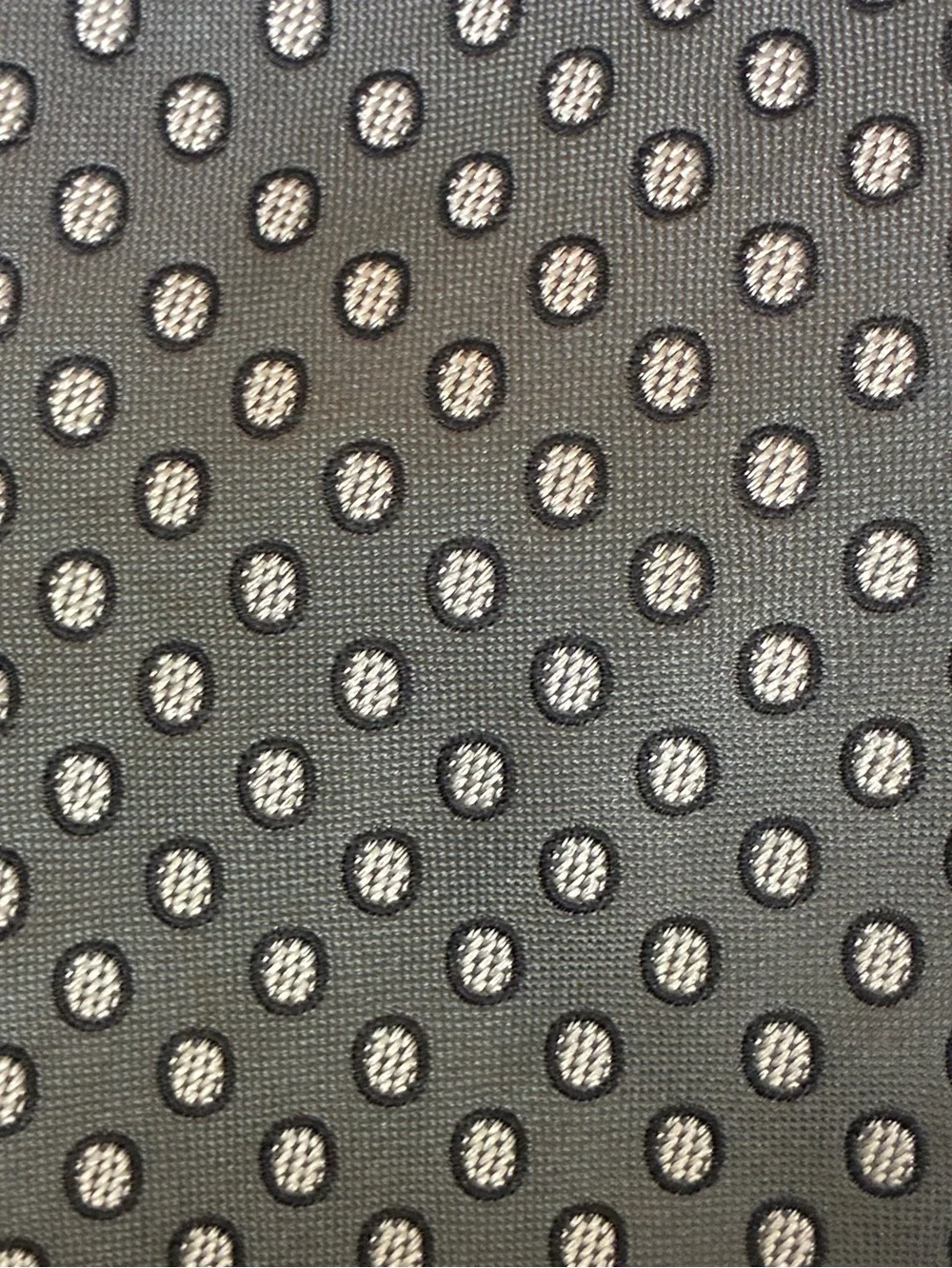 7- BCBG 100% Silk Men’s Neckties 3 MAXAZRIA & 4 ATTITUDE good condition 58”-61”